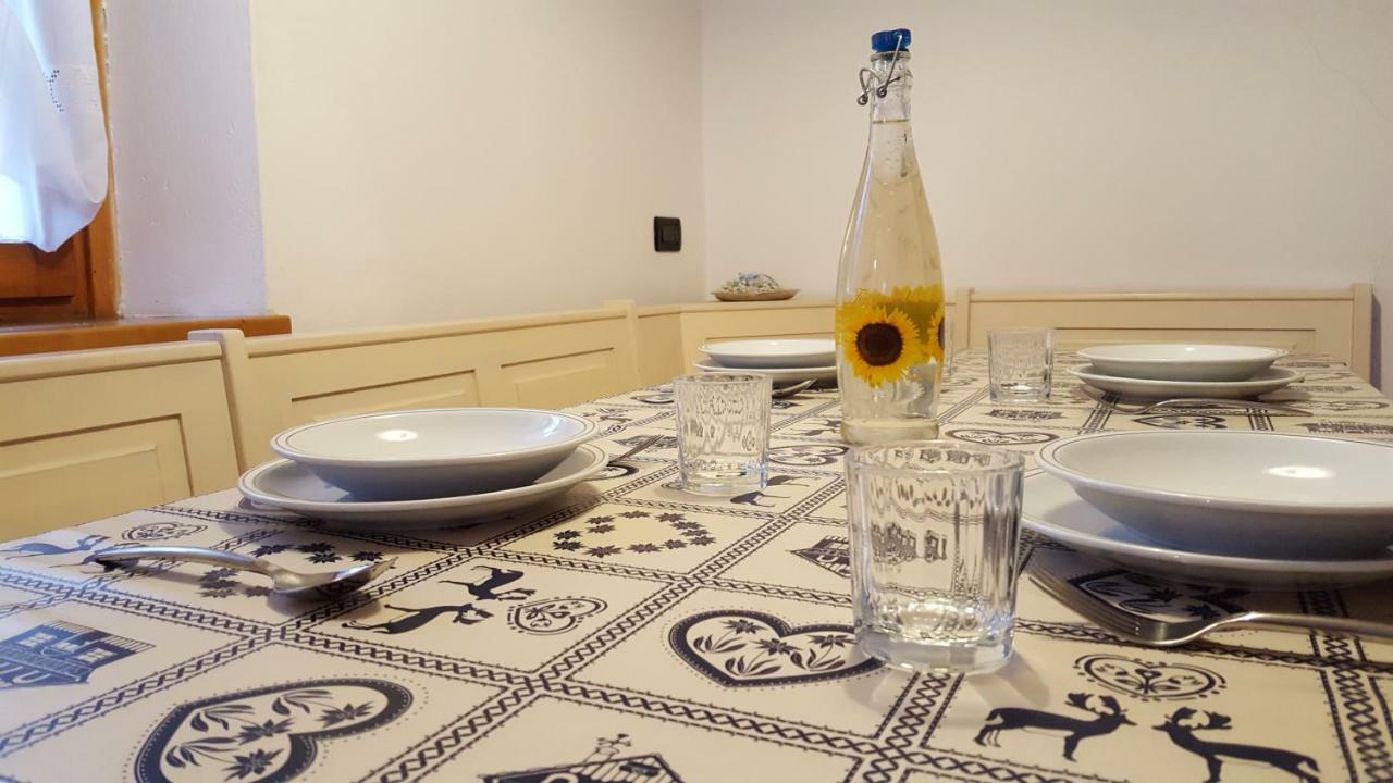 Casa Rossi Apartment Le Grazie  Bagian luar foto