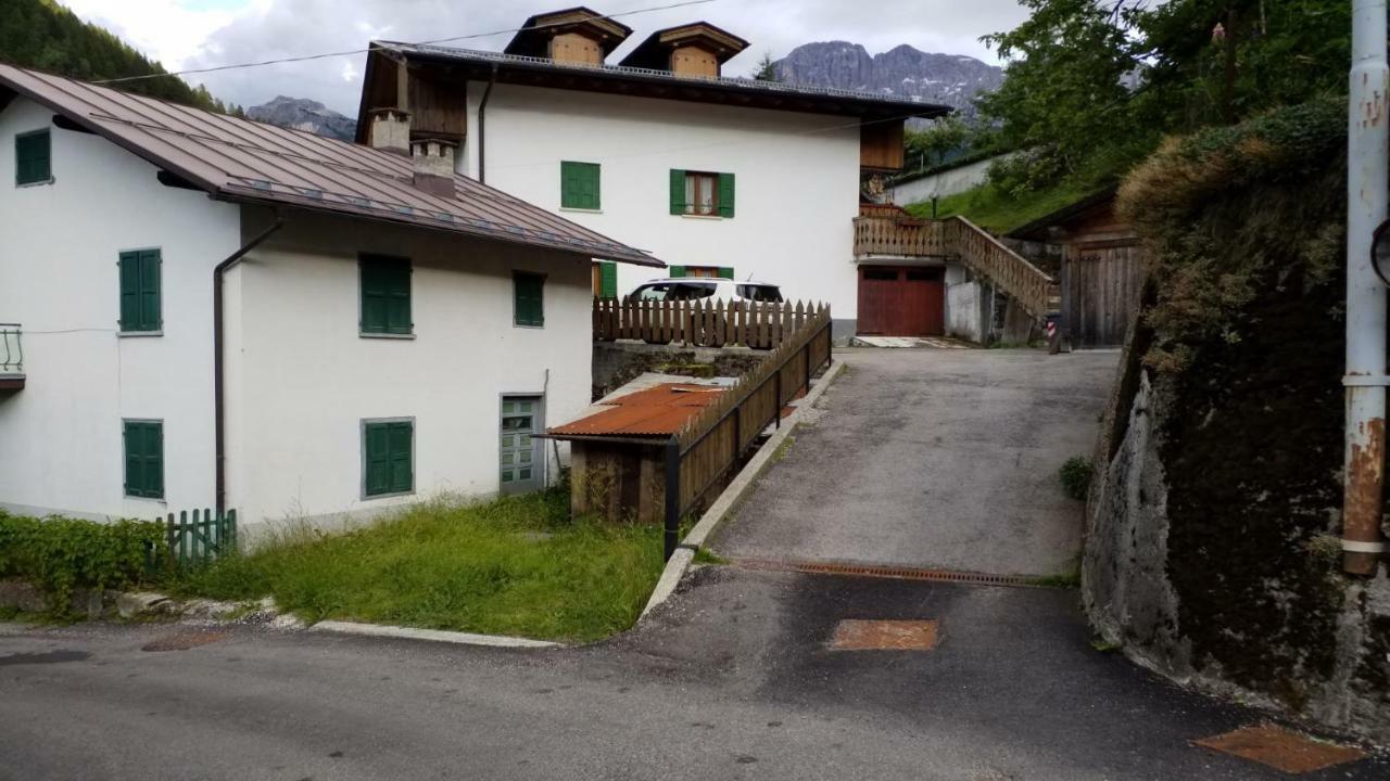 Casa Rossi Apartment Le Grazie  Bagian luar foto